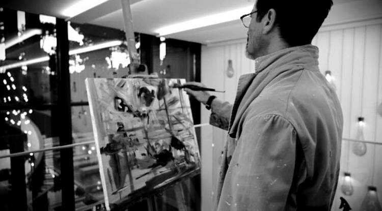 Gilberto Gaspar pintando