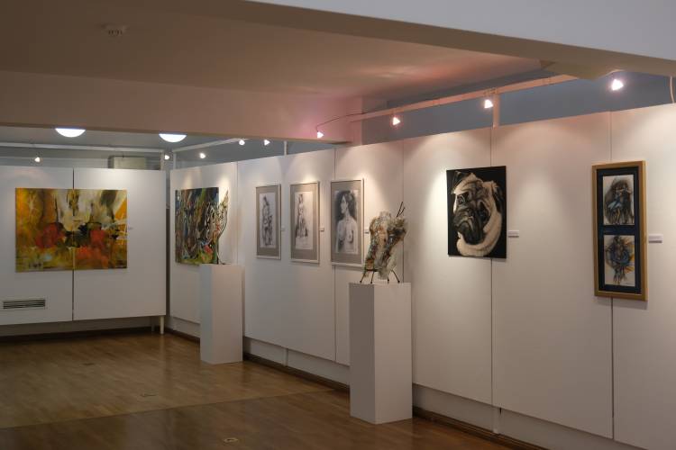 Desconfin`ART: Valoriza os artista