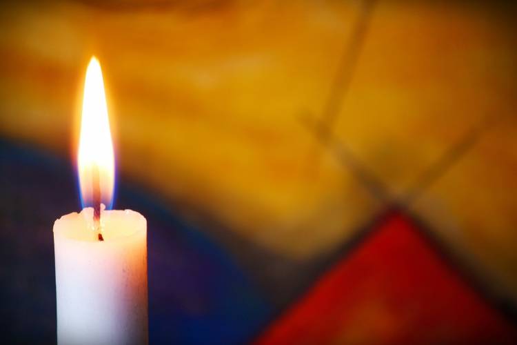 Origem e Simbolismo da Senhora das Candeias