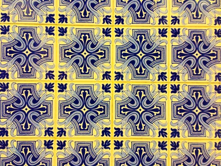 Este Mundo que Nos Entra