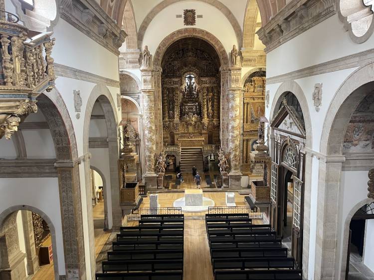 A Enigmática Varanda dos Reis da Igreja de S. Gonçalo