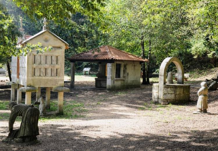 O Encanto das Aldeias em Miniatura: Pequenos Mundos, Grandes Memórias